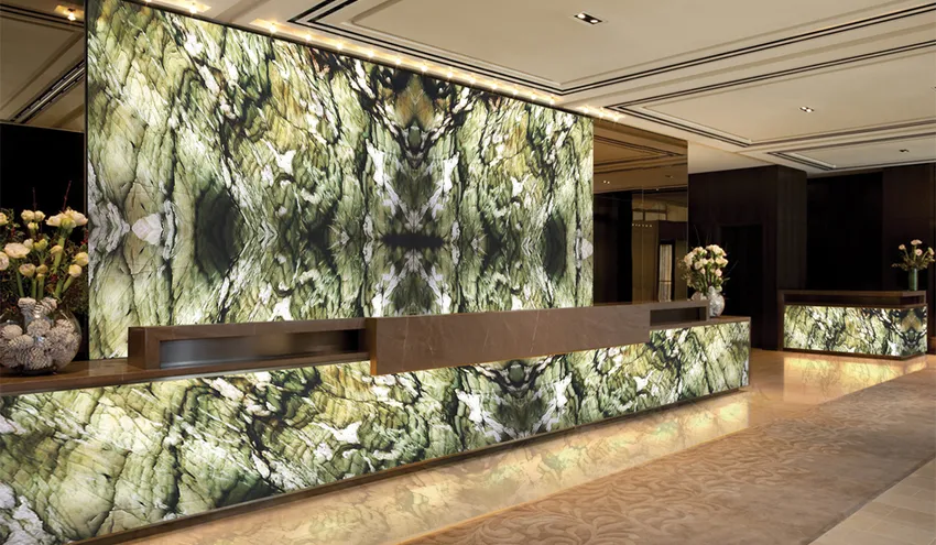 Кварцит Alexandrite